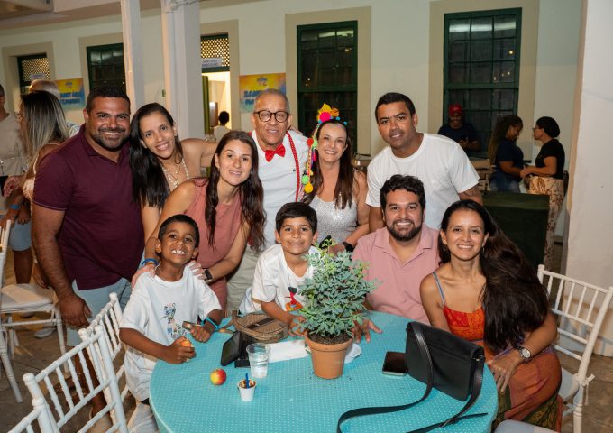 A FOLIA889